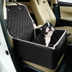 Können Autositze für Hunde bei Autokrankheit helfen